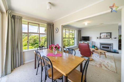 Photo of property in 101 Pomare Road, Tirohanga, Lower Hutt, 5010