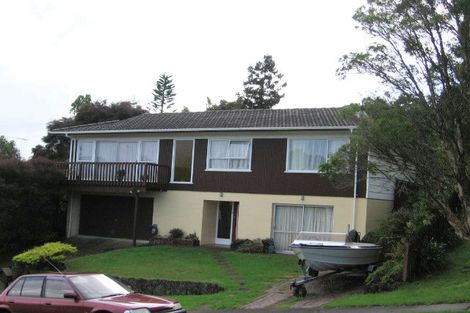 Photo of property in 13 Robbies Road, Shelly Park, Auckland, 2014