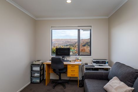 Photo of property in 44 Shields Street, Clyde, 9330