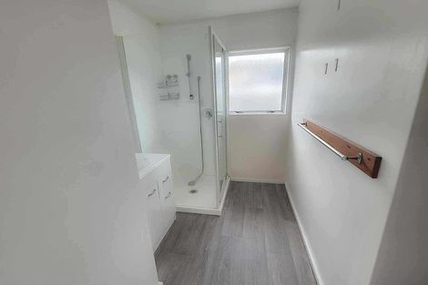 Photo of property in 1 Logan Street, Fairy Springs, Rotorua, 3015
