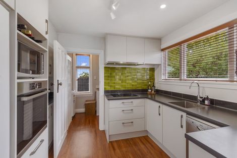 Photo of property in 80 Martin Avenue, Beckenham, Christchurch, 8023