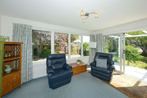 Photo of property in 497 Avonhead Road, Avonhead, Christchurch, 8042