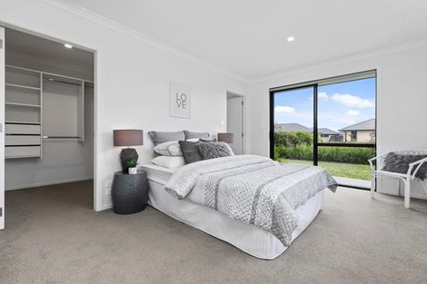 Photo of property in 2 Te Kio Crescent, Papamoa Beach, Papamoa, 3118