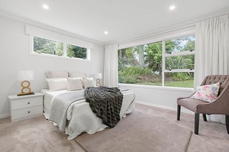 Photo of property in 1 Mchardy Place, Glenfield, Auckland, 0627