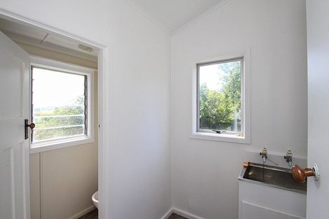 Photo of property in 15 Williams Street, Maheno, Oamaru, 9495