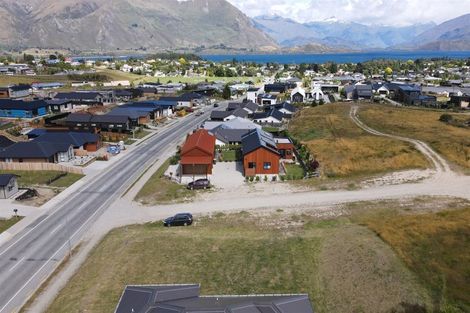 Photo of property in 214 Aubrey Road, Wanaka, 9305