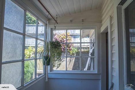 Photo of property in 21 Townsend Road, Miramar, Wellington, 6022