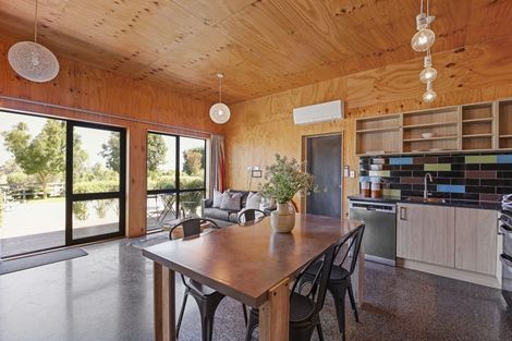 Photo of property in 818 Oxford Road, Fernside, Rangiora, 7471