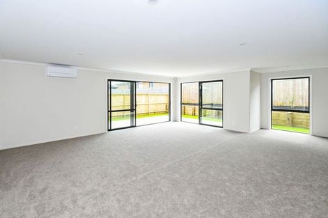 Photo of property in 35a Leathem Crescent, Pokeno, 2402