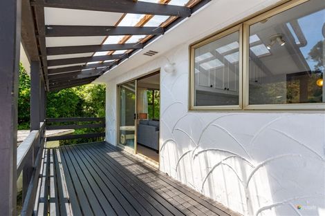 Photo of property in 32 Harbour View Road, Harbour View, Lower Hutt, 5010