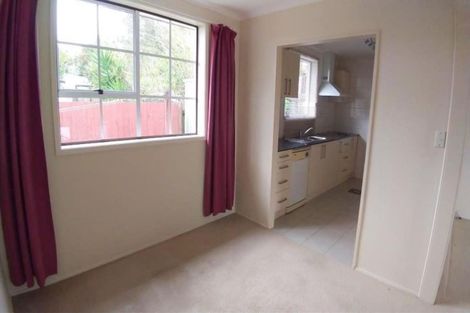 Photo of property in 2/26a Sunnynook Road, Sunnynook, Auckland, 0620