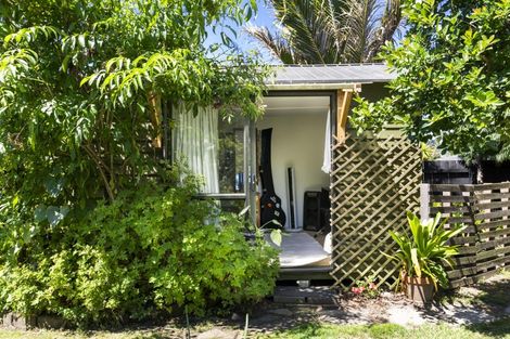 Photo of property in 11 Himikera Avenue, Avondale, Auckland, 1026