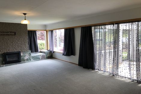Photo of property in 1 Riverview Lane, Balclutha, 9230