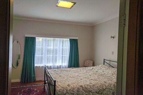 Photo of property in 6 David Crescent, Karori, Wellington, 6012