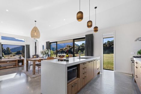 Photo of property in 54 Xenicus Rise, Glenorchy, 9372