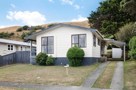 Photo of property in 21 Marne Grove, Waitangirua, Porirua, 5024