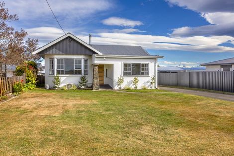 Photo of property in 214 Porangahau Road, Waipukurau, 4200