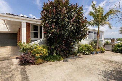 Photo of property in 24 Waimapu Street, Greerton, Tauranga, 3112