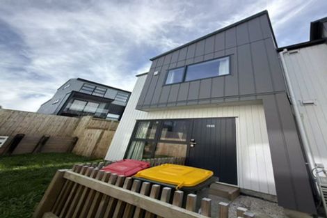 Photo of property in 62c Triangle Road, Massey, Auckland, 0614