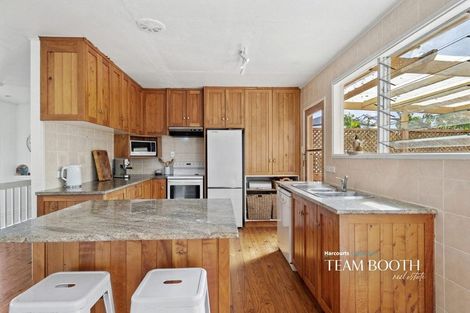 Photo of property in 2/36 Cassino Street, Bayswater, Auckland, 0622