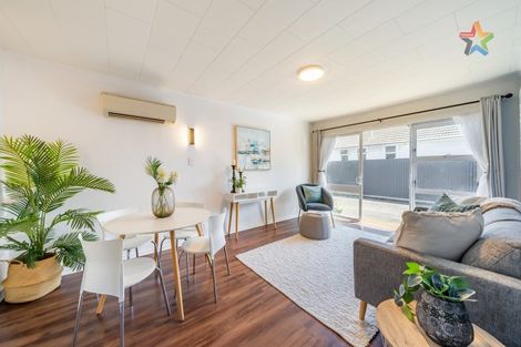 Photo of property in 2/43 Leighton Avenue, Waiwhetu, Lower Hutt, 5010