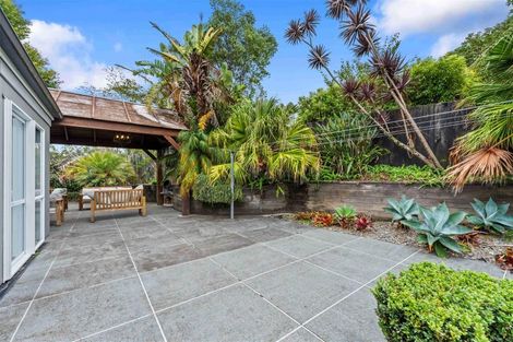 Photo of property in 2 Bickerstaffe Road, Maungaturoto, 0520