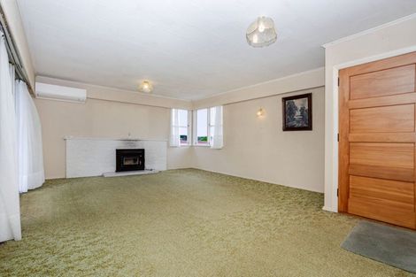 Photo of property in 4 Drummond Street, Dannevirke, 4930
