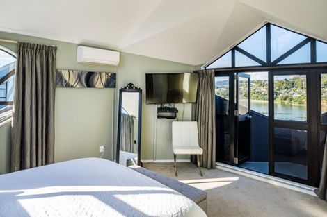 Photo of property in 28a Seaview Road, Paremata, Porirua, 5024