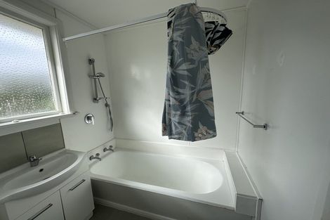 Photo of property in 33 Leicester Street, Cannons Creek, Porirua, 5024