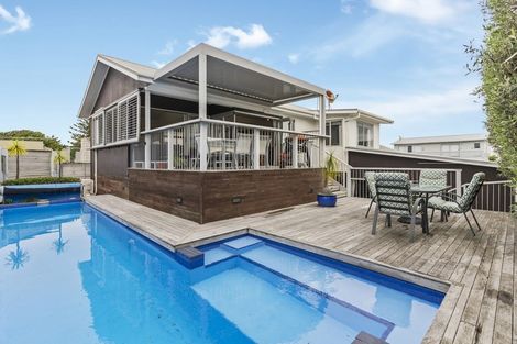 Photo of property in 246a Beverley Terrace, Whangamata, 3620