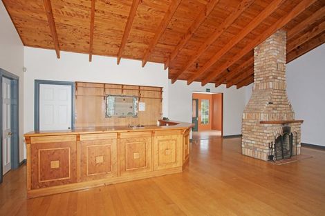 Photo of property in 59 Chamberlain Road, Bombay, 2675