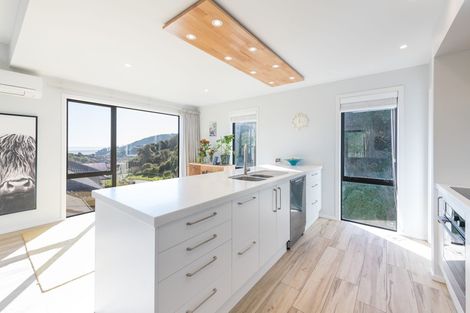 Photo of property in 25 Devenish Place, Atawhai, Nelson, 7010