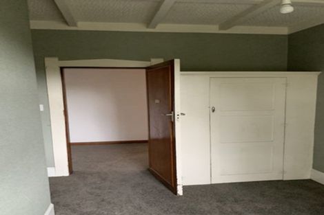 Photo of property in 97 Great North Road, Waipawa, 4210