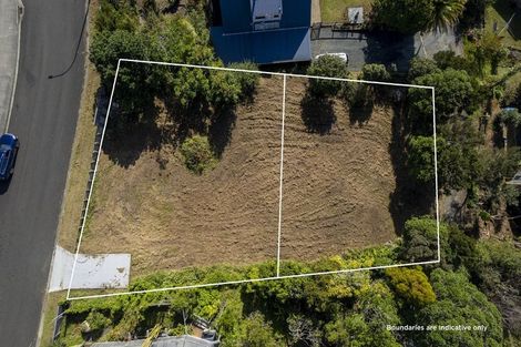 Photo of property in 12 Nancy Wake Place, Cable Bay, 0420