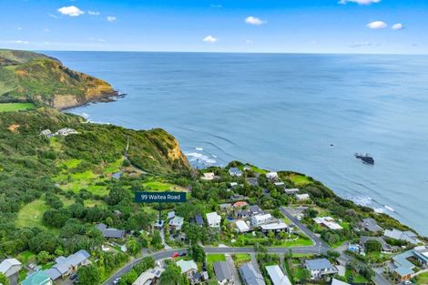 Photo of property in 99 Waitea Road, Muriwai, Waimauku, 0881