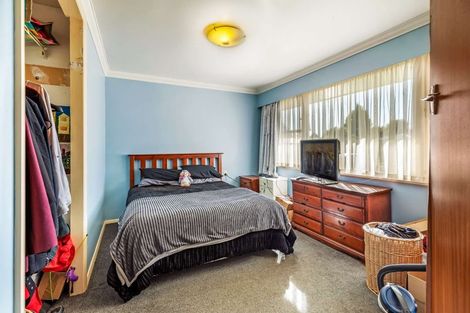 Photo of property in 46 Karaka Crescent, Levin, 5510