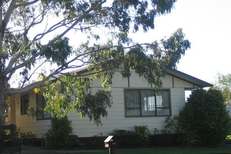 Photo of property in 152 Holborn Drive, Stokes Valley, Lower Hutt, 5019