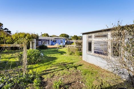 Photo of property in 2 Wilson Road, Opunake, 4616