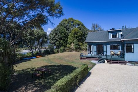 Photo of property in 30 Nelson Street, Milnthorpe, Collingwood, 7182