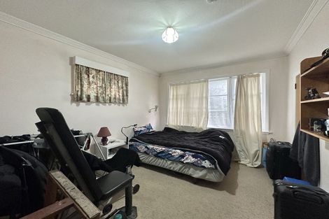 Photo of property in 42 Gibbons Street, Upper Hutt Central, Upper Hutt, 5018