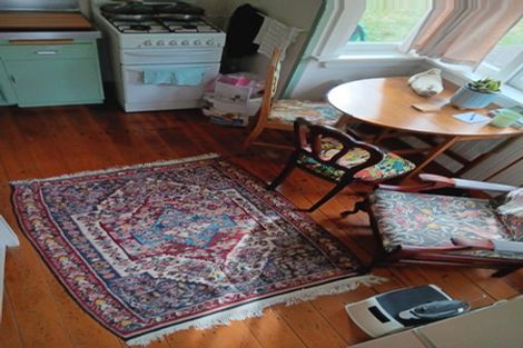 Photo of property in 22 Hawker Street, Mount Victoria, Wellington, 6011