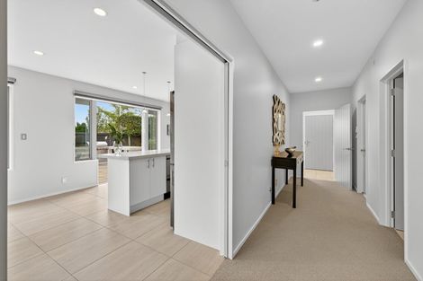 Photo of property in 1a Westburn Terrace, Burnside, Christchurch, 8041