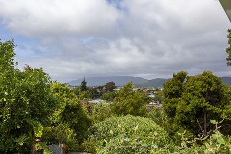 Photo of property in 12a Kohutuhutu Road, Raumati Beach, Paraparaumu, 5032
