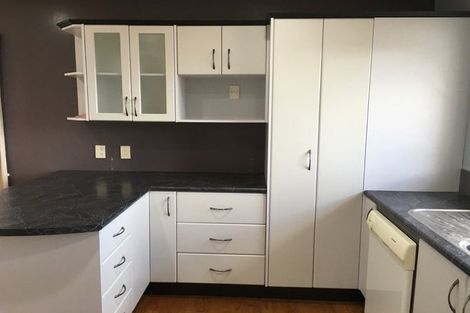 Photo of property in 16 Taupo Street, Green Bay, Auckland, 0604