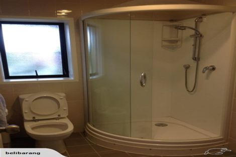 Photo of property in 13 Robin Lane, Browns Bay, Auckland, 0630