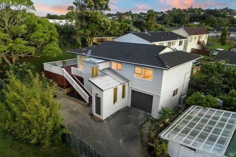 Photo of property in 2/69 Simon Ellice Drive, Bayview, Auckland, 0629
