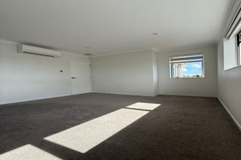 Photo of property in 31b Hill Crescent, Papakura, 2110