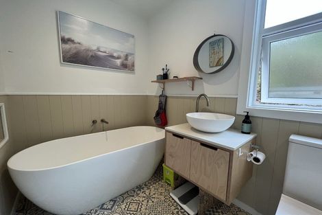 Photo of property in 143 Houghton Bay Road, Houghton Bay, Wellington, 6023