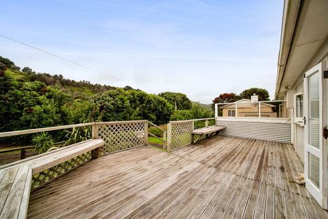 Photo of property in 4a Oha Street, Mokau, 4376