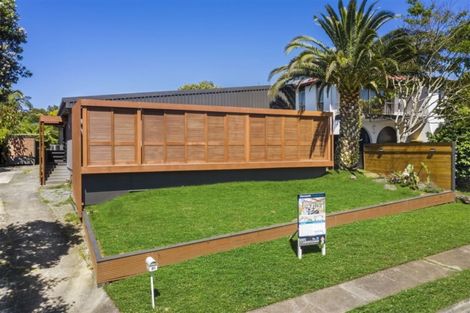 Photo of property in 38 Amante Crescent, Mairangi Bay, Auckland, 0630
